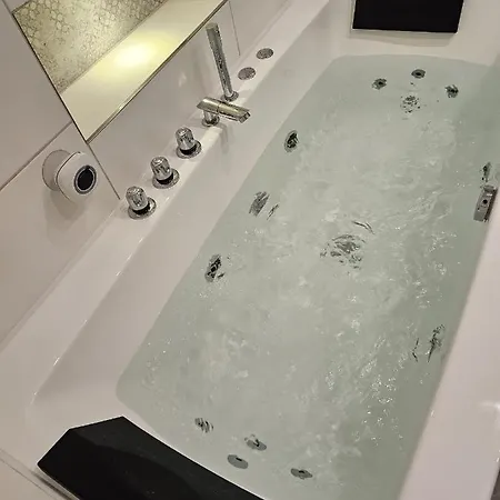 Apartament Wellenrauschen - Whirlpool Badewanne - Terrasse - Ruhig Gelegen Wilhelmshaven Zewnętrze zdjęcie